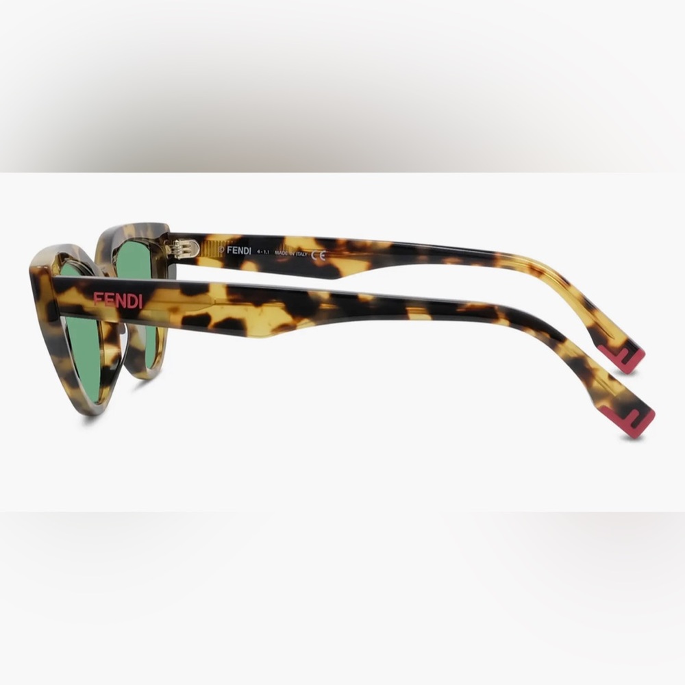 Fendi‎ Cat Eye Sunglasses - Picture 10 of 16